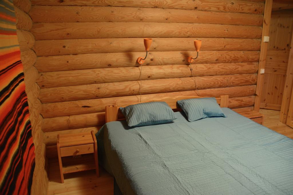 Lomapesae Cottages Pertunmaa 객실 사진